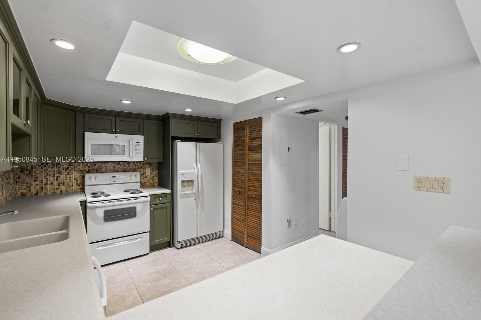 7064 SW 114th Place B, Miami, FL 33173 photo 7