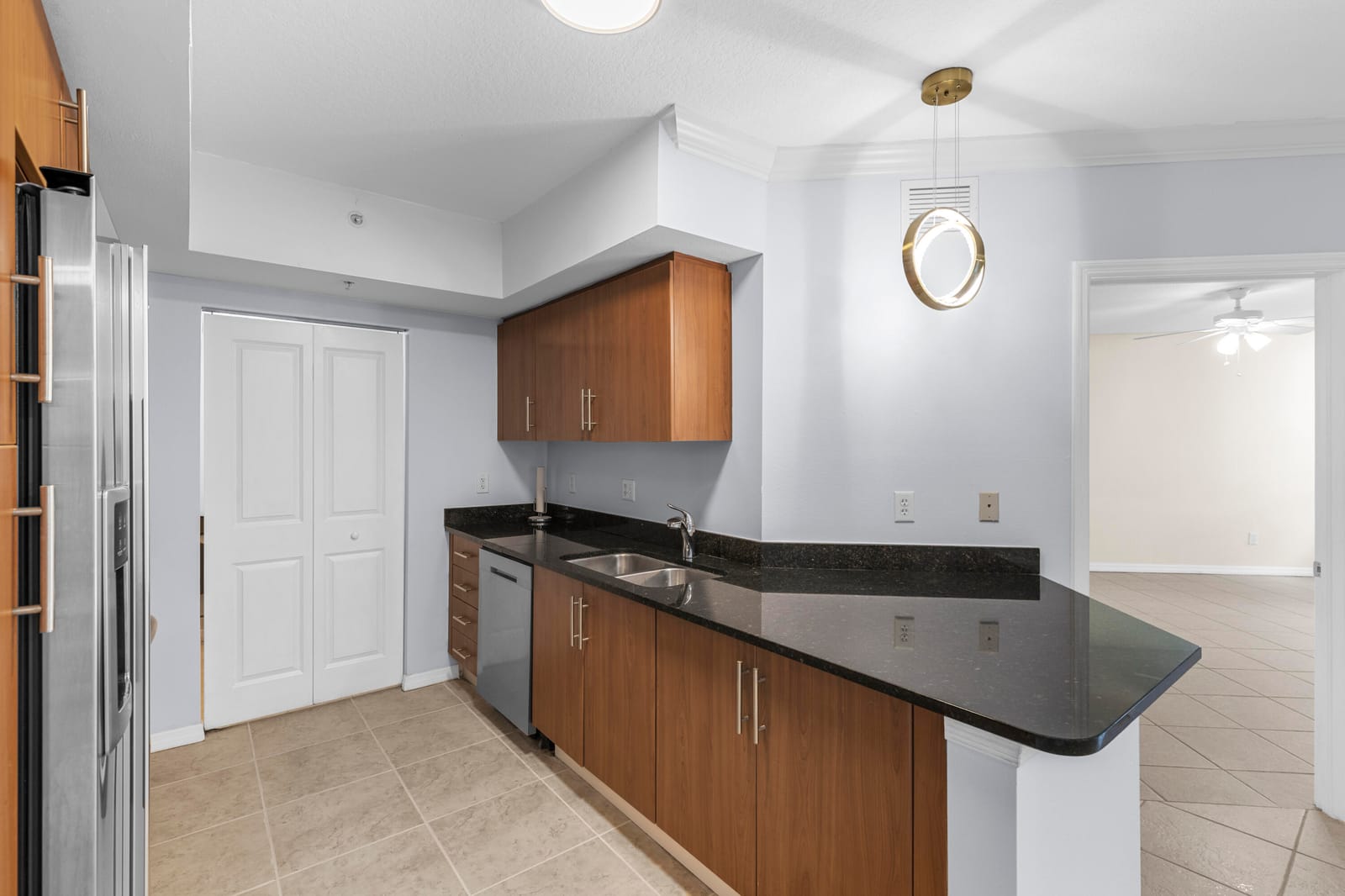 600 S Dixie Highway 758 — photo 11