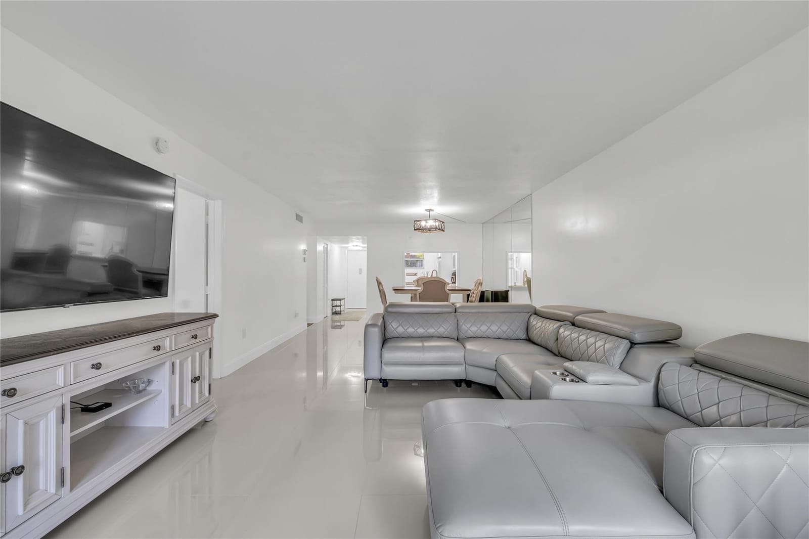 3920 Inverrary Boulevard 104-C — photo 5