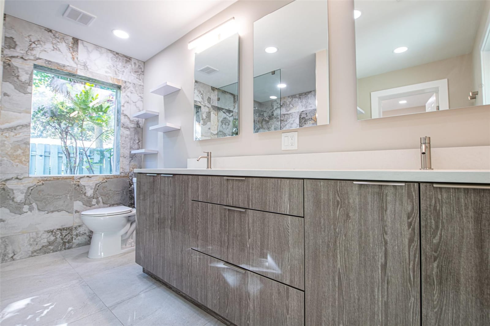 171 SE 6th Avenue, Deerfield Beach, FL 33441 photo 21