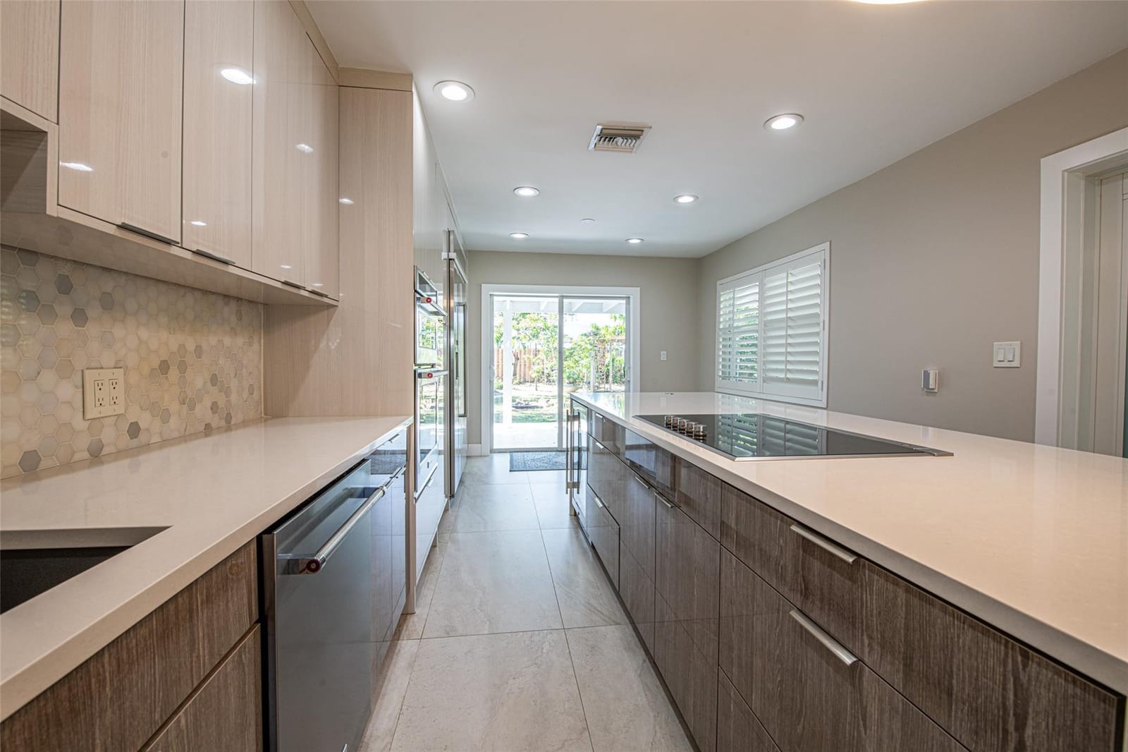 171 SE 6th Avenue — photo 8