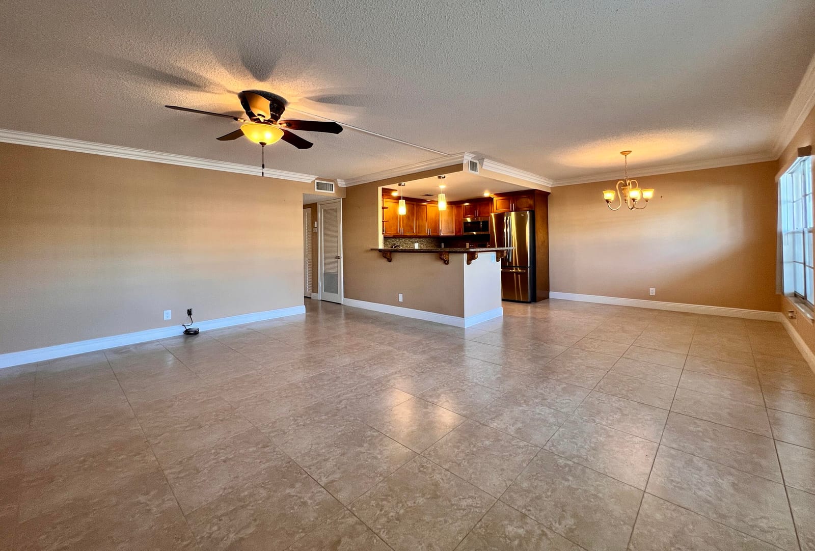 110 Greenbrier B — photo 3