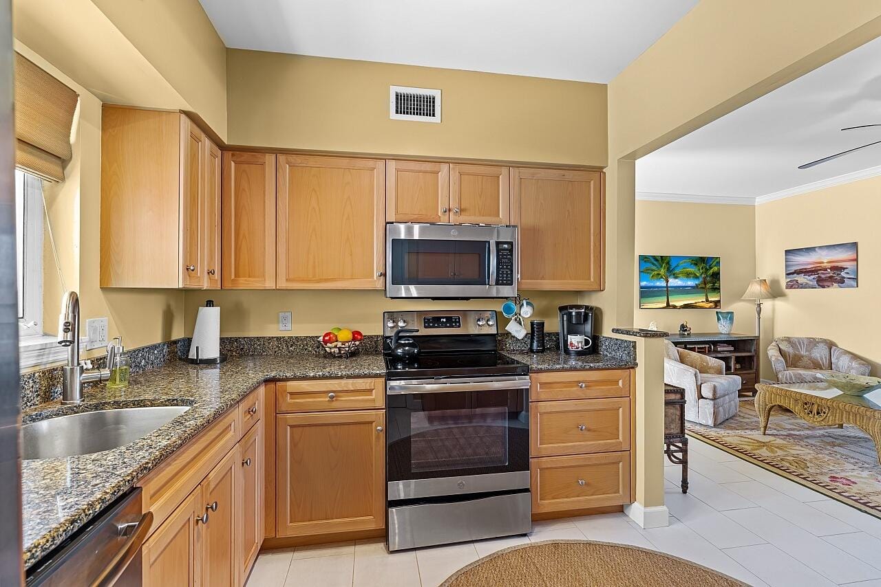 5020 Harmony Circle 203, Vero Beach, FL 32967 photo 13