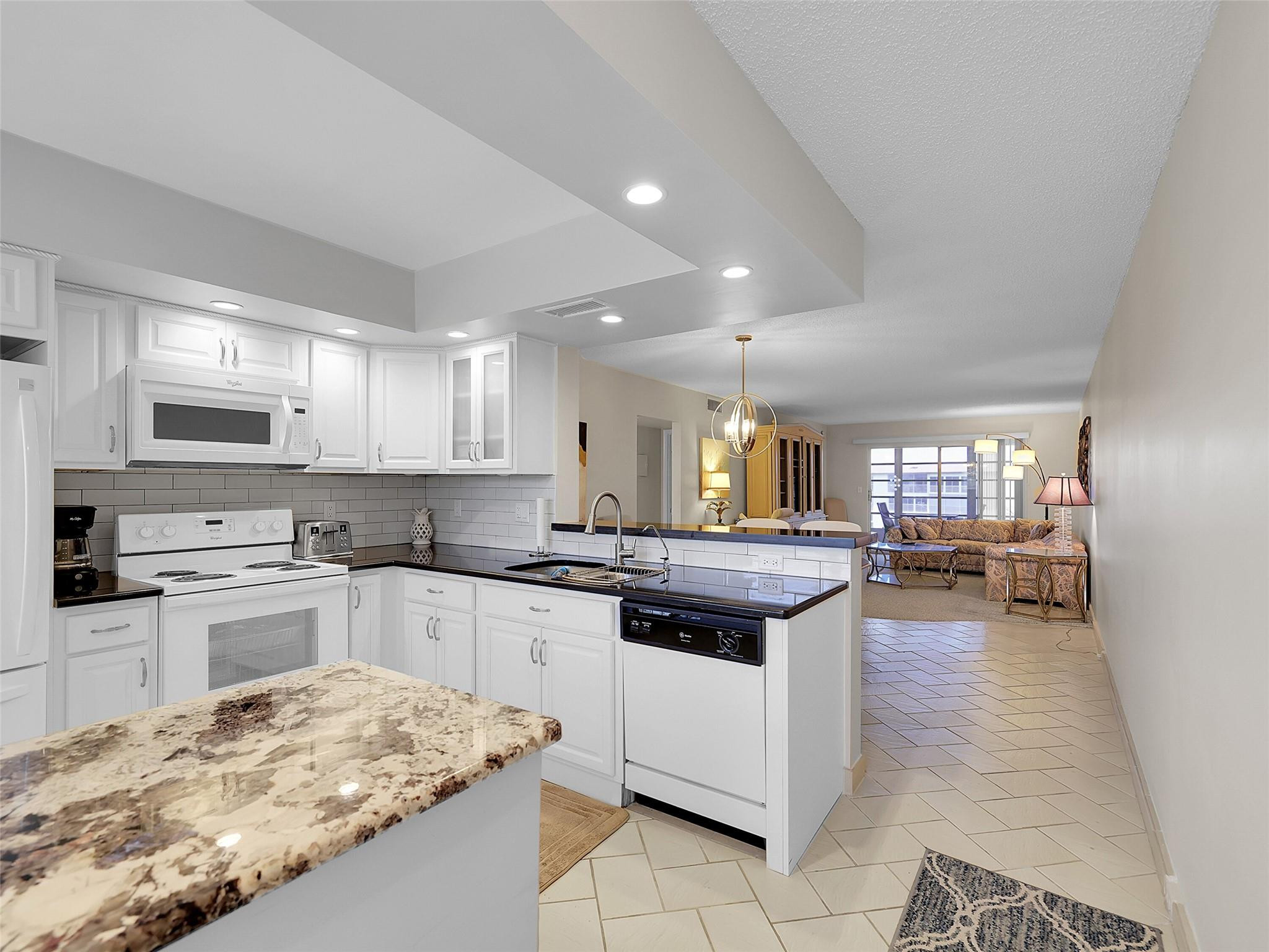 3005 Portofino Isle G4, Coconut Creek, FL 33066, Coconut Creek