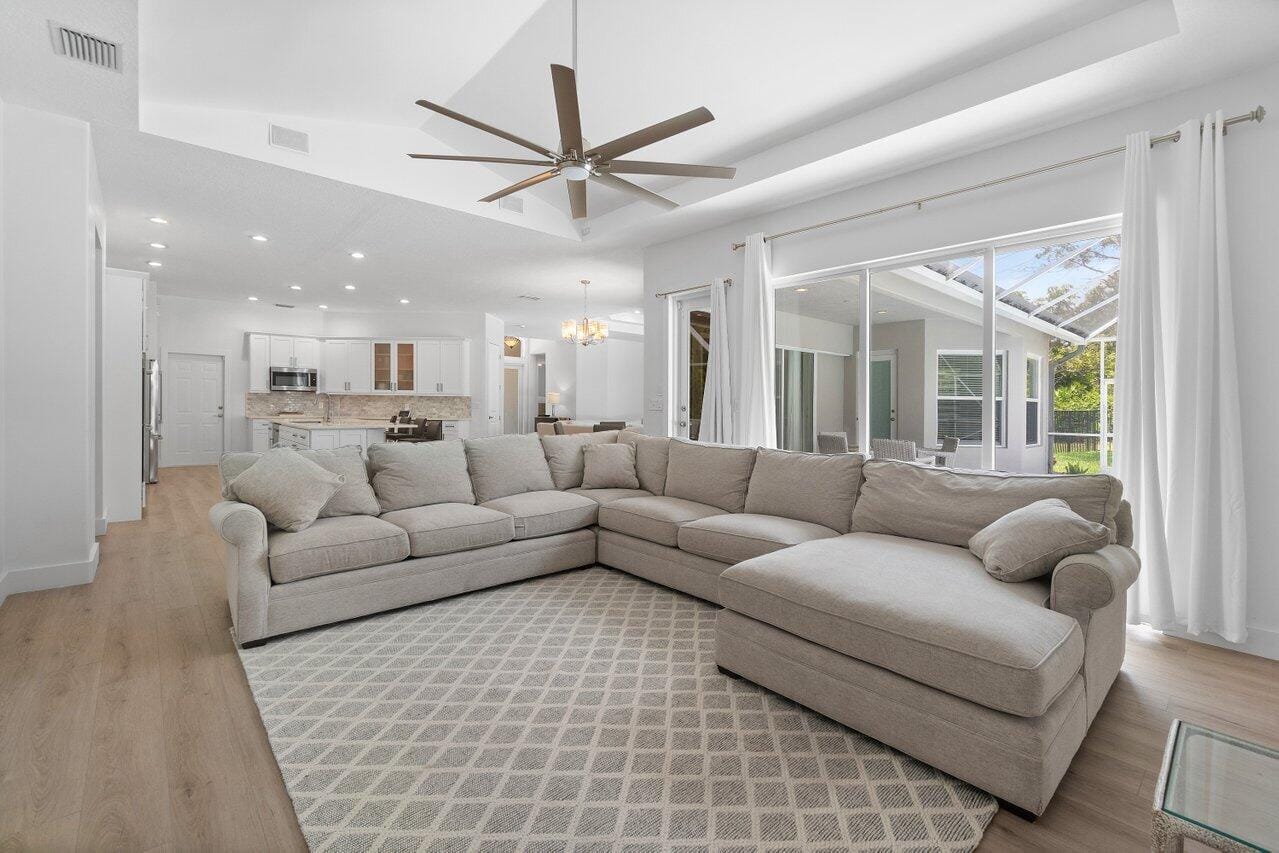 8369 SE Island Way, Jupiter, FL 33458 photo 16
