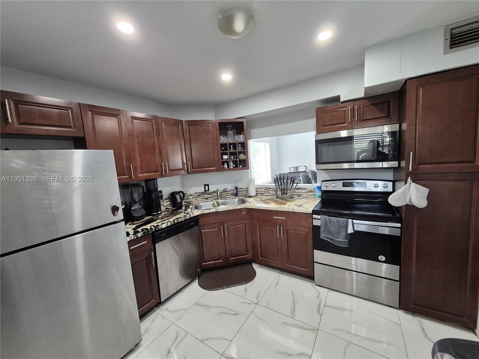 3360 Spanish Moss Terrace 301 — photo 11