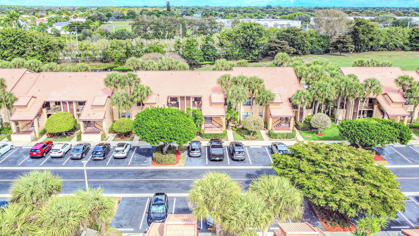 11221 Aspen Glen Drive 205, Boynton Beach, FL 33437 photo 3