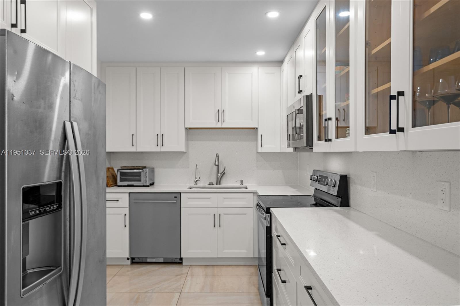2500 Parkview Drive 2517 — photo 12