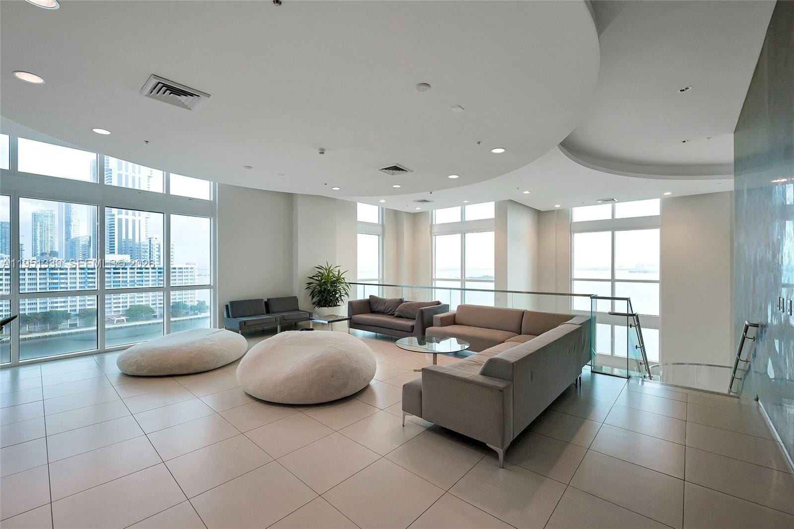 1900 N Bayshore Drive, Miami, FL 33132 photo 23
