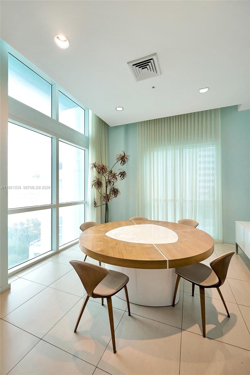 1900 N Bayshore Drive, Miami, FL 33132 photo 24