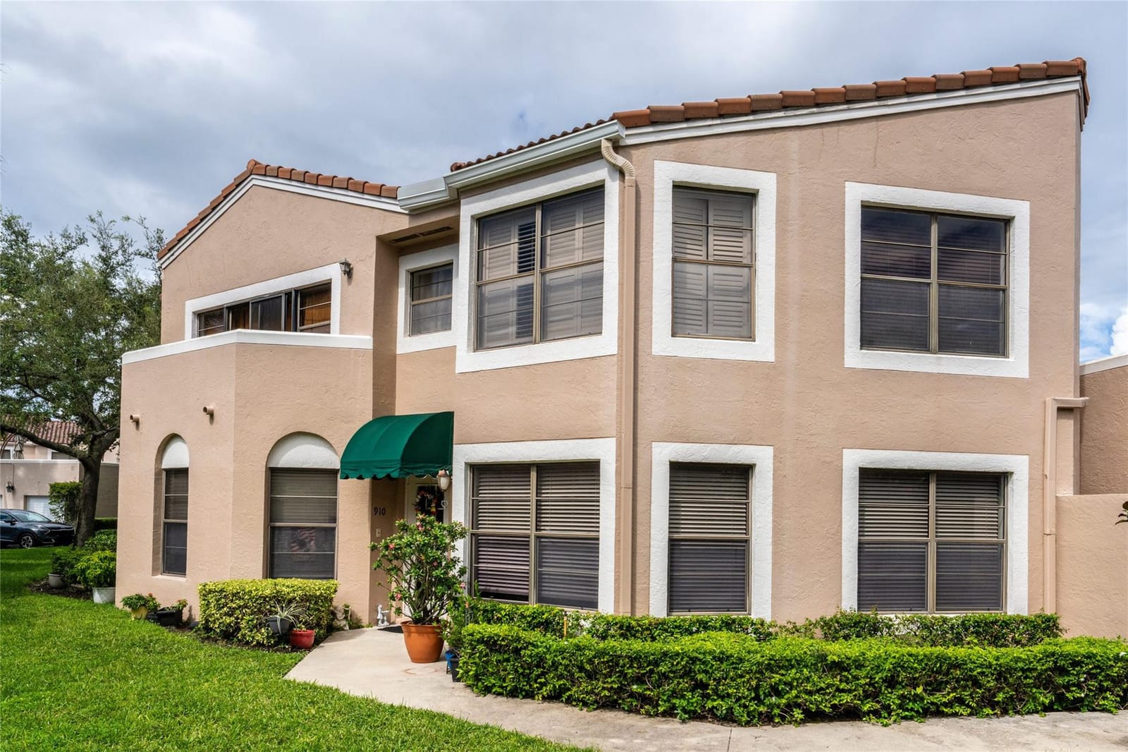 6606 Villa Sonrisa Drive 910 — photo 2