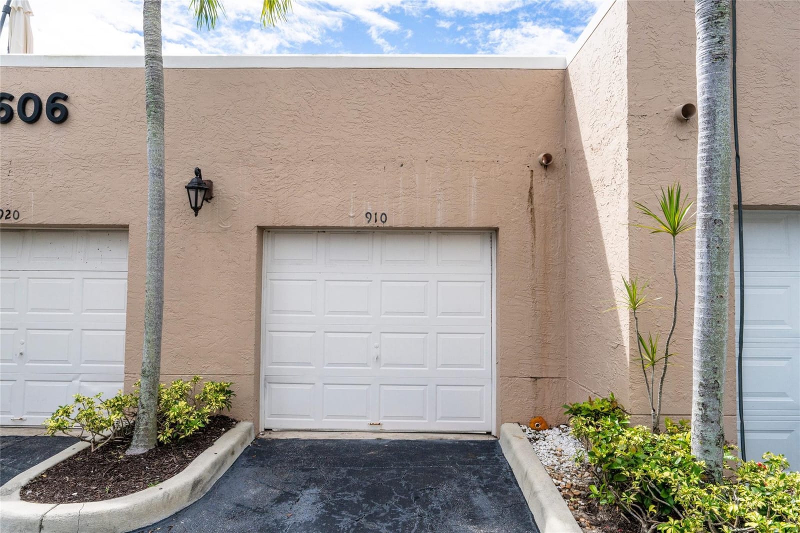 6606 Villa Sonrisa Drive 910 — photo 4