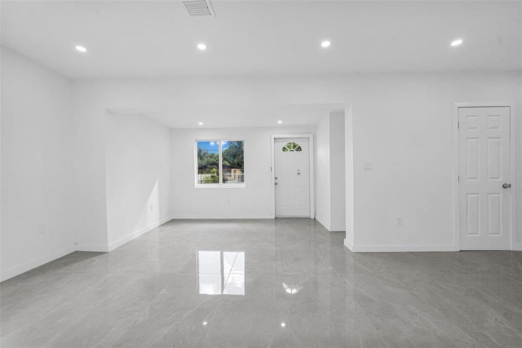 11406 NW 17th Avenue, Miami, FL 33167 photo 2
