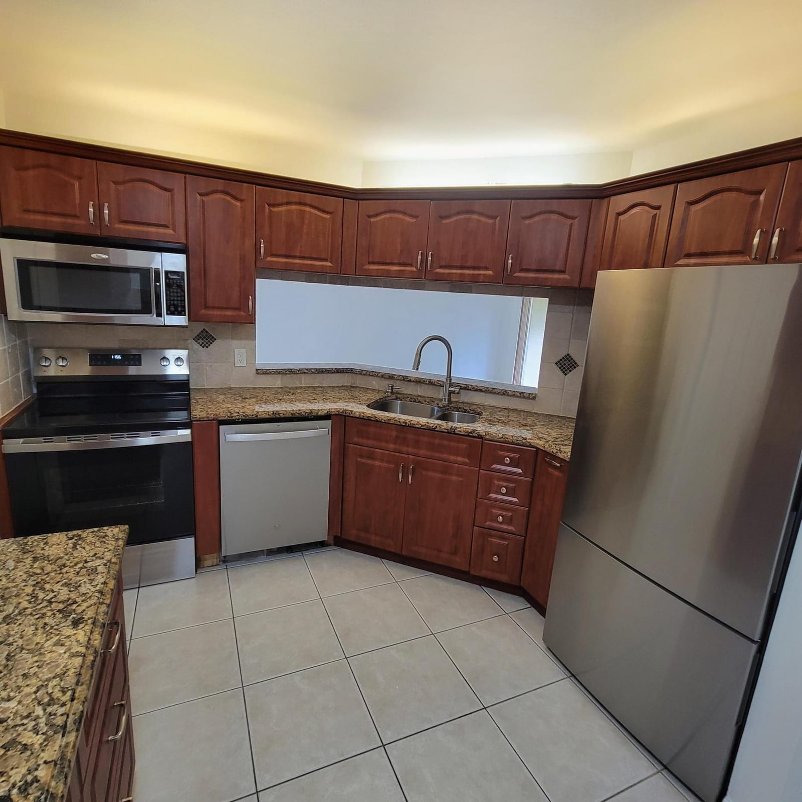 23 Via De Casas Sur 103, Boynton Beach, FL 33426