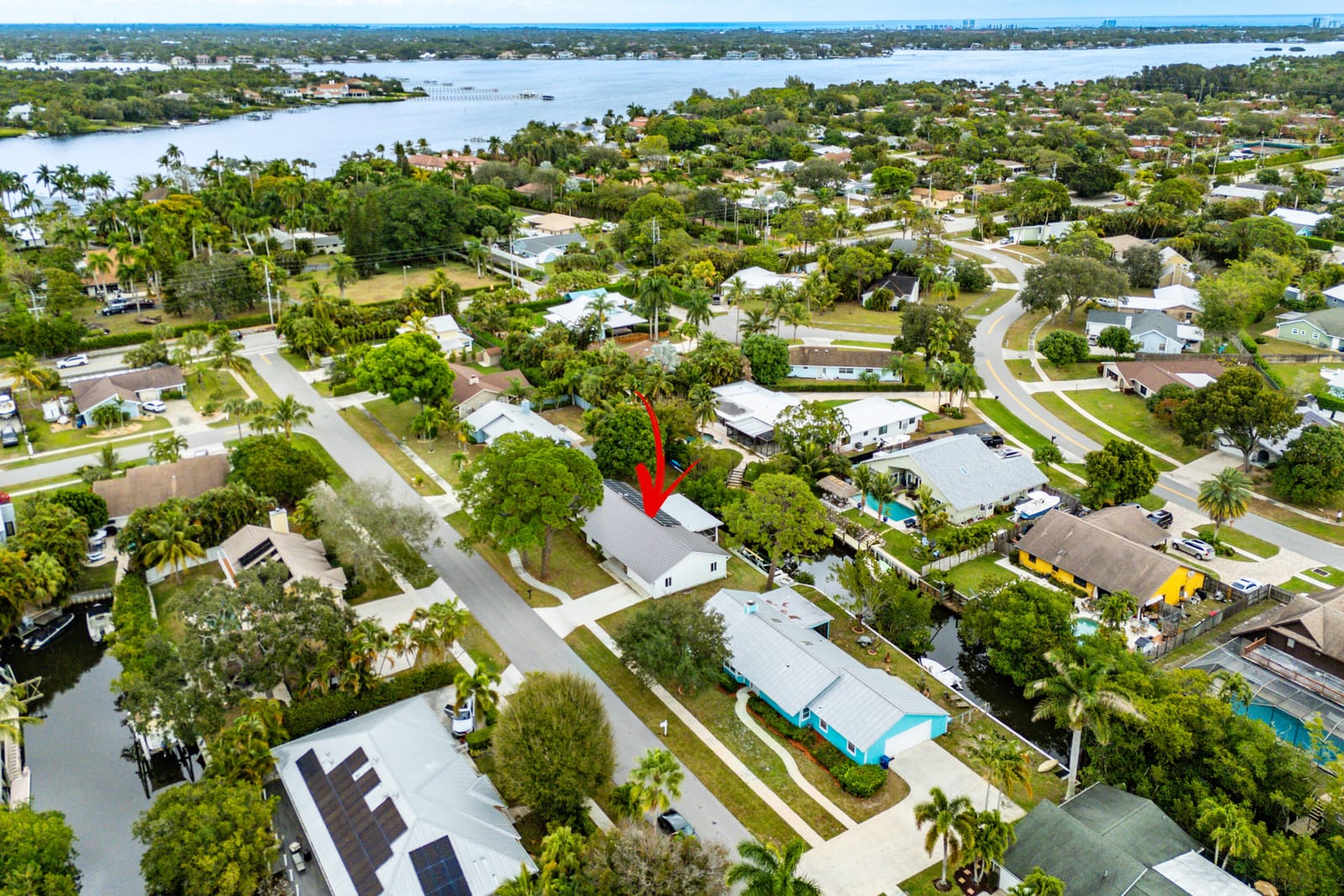 709 Warren Drive, Jupiter, FL 33458 photo 2