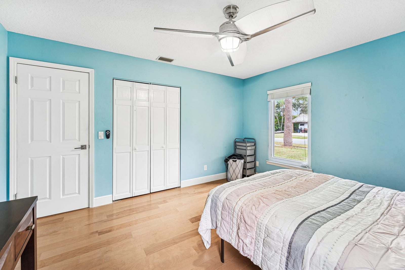 709 Warren Drive, Jupiter, FL 33458 photo 23