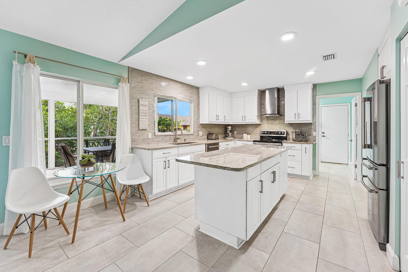 709 Warren Drive, Jupiter, FL 33458 photo 5