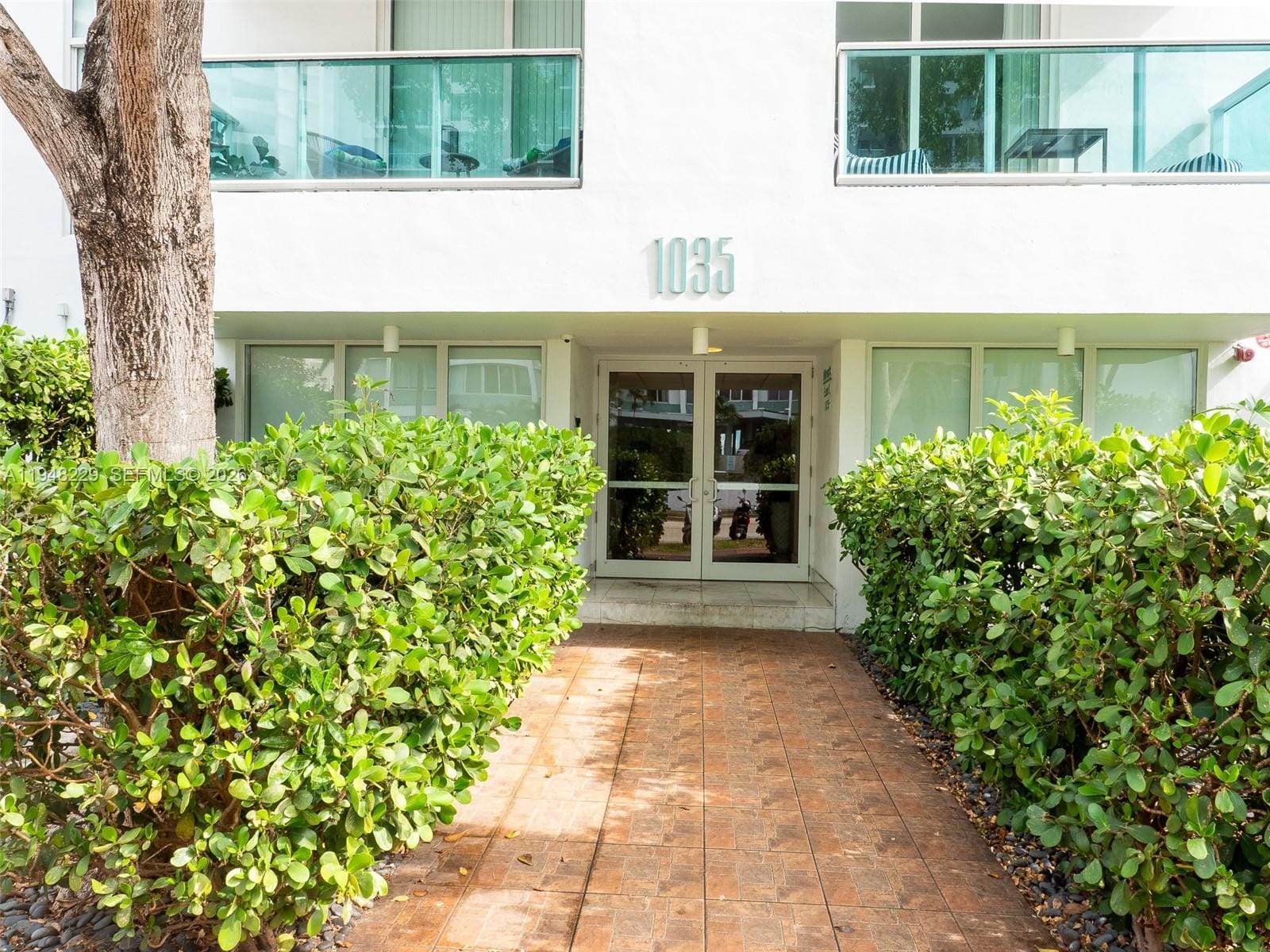 1035 West Avenue PH06 — photo 3