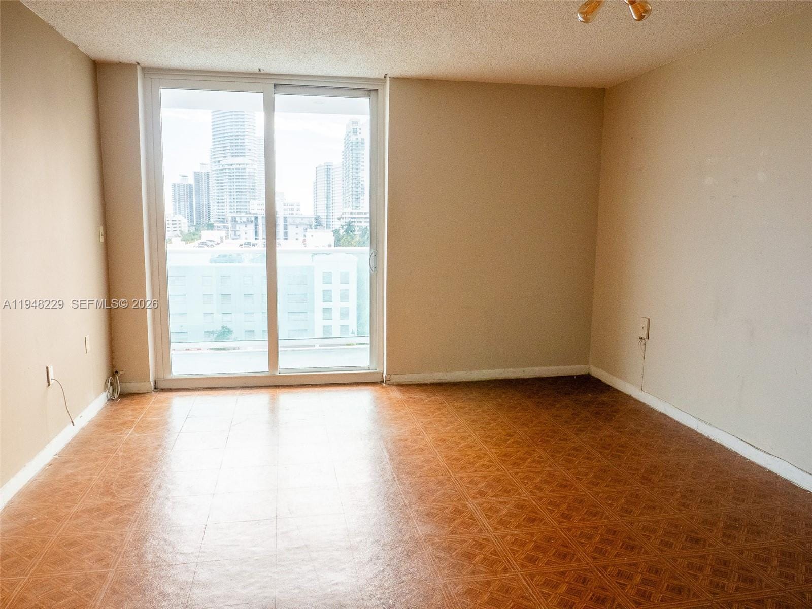 1035 West Avenue PH06 — photo 5