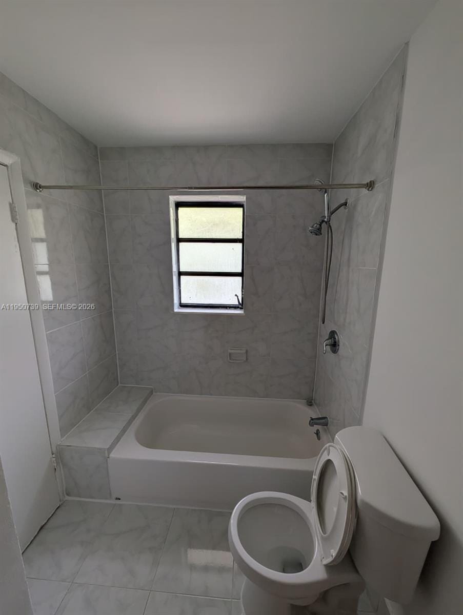 235 Antilla Avenue 4 — photo 11