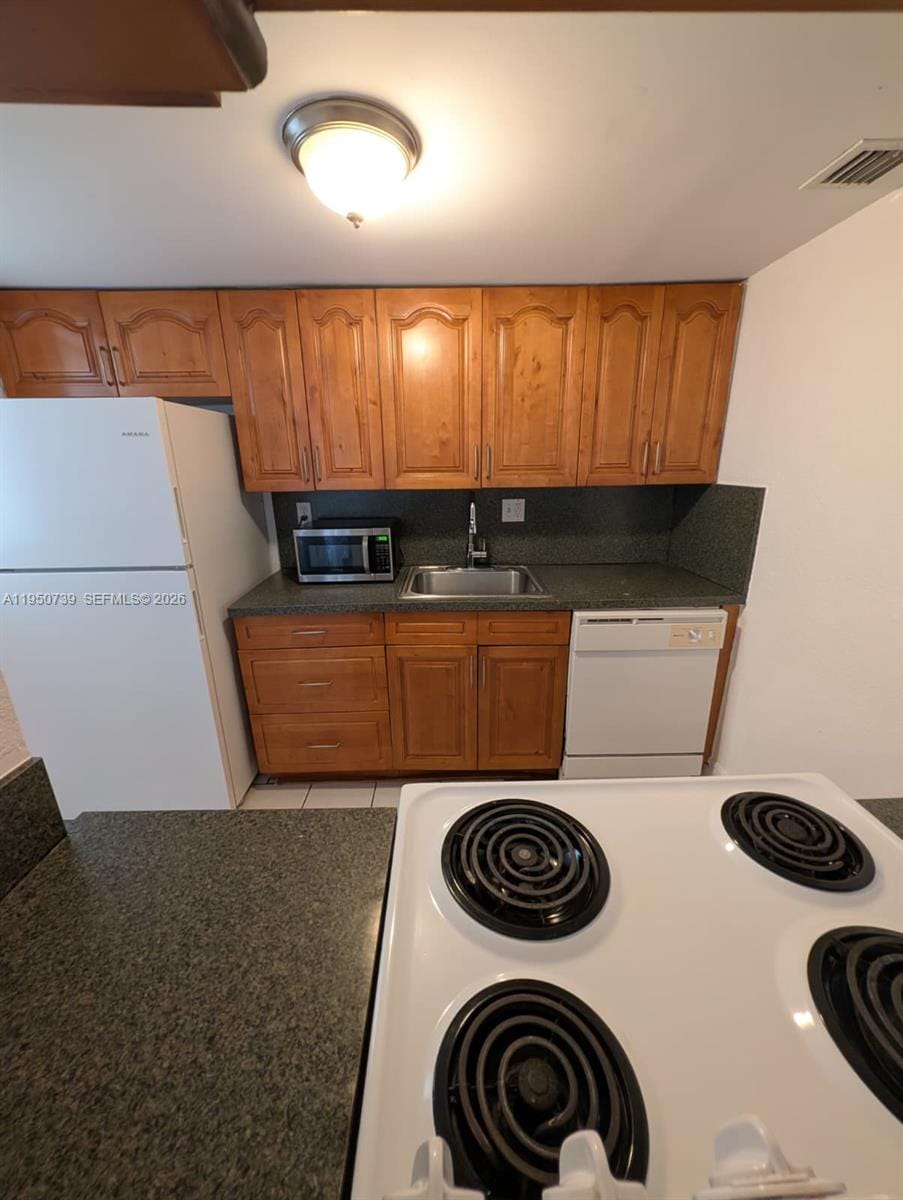 235 Antilla Avenue 4 — photo 6