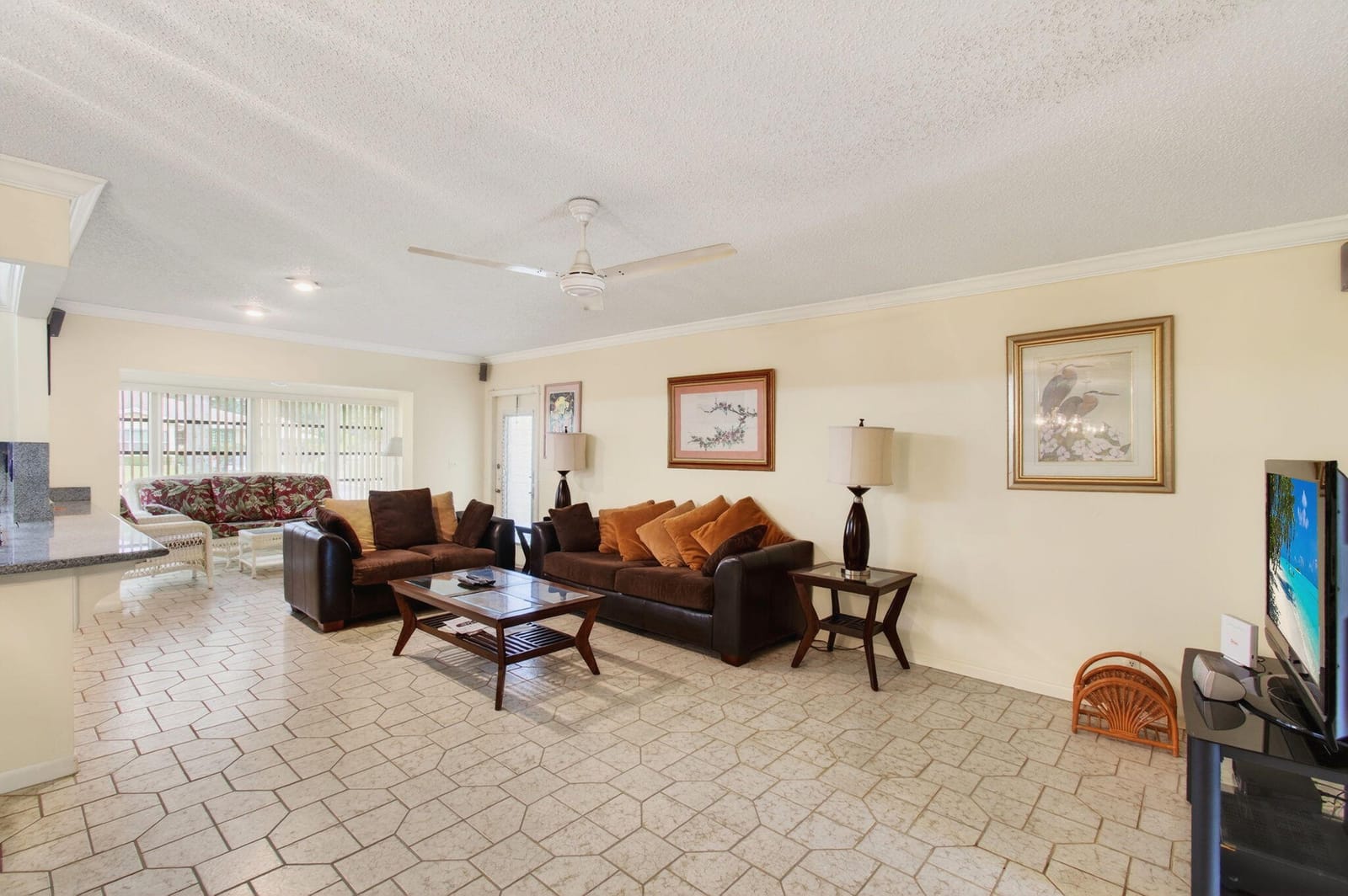 5066 Lakefront Boulevard B — photo 11