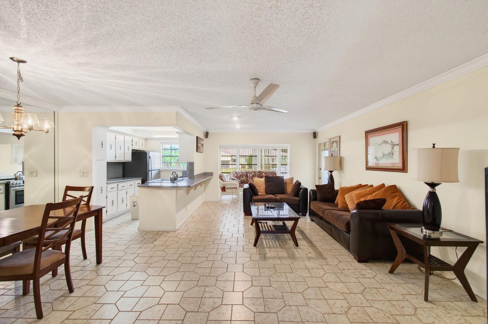 5066 Lakefront Boulevard B — photo 12
