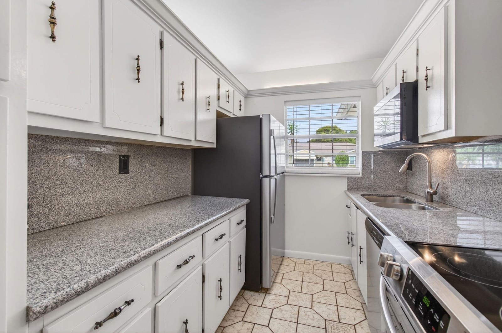 5066 Lakefront Boulevard B, Delray Beach, FL 33484 photo 20