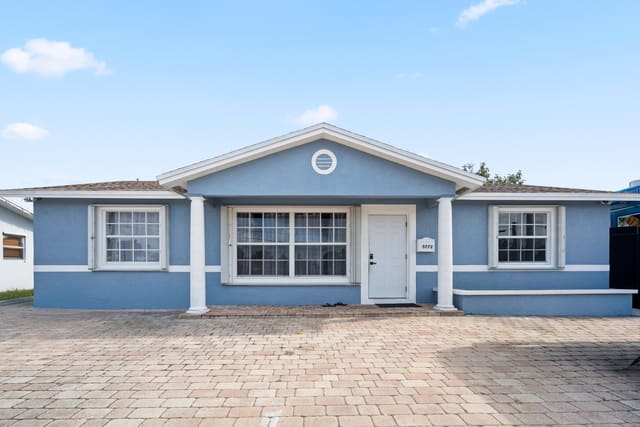5772 N Haverhill Road N, Gramercy Park, West Palm Beach, FL