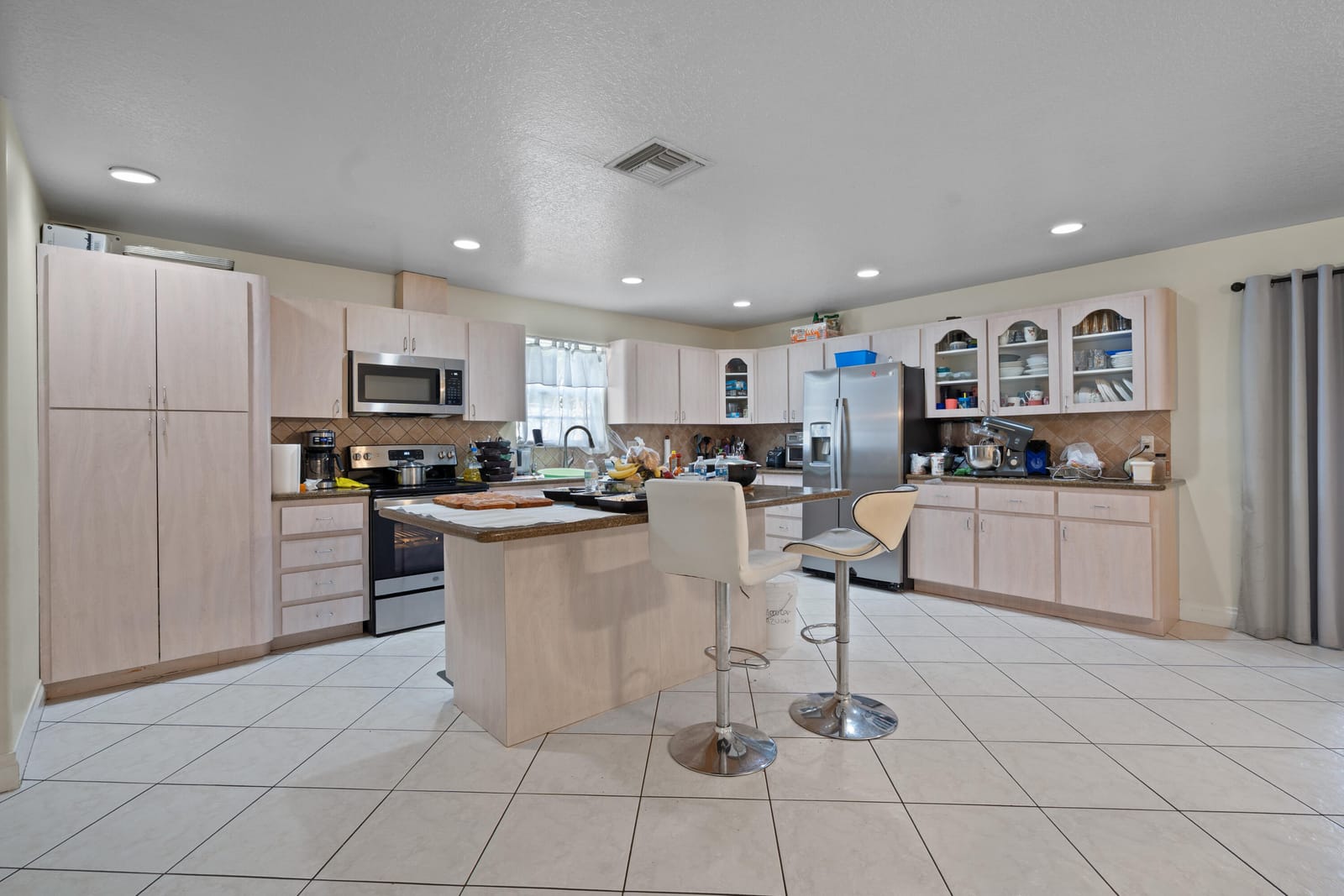 5772 N Haverhill Road N, West Palm Beach, FL 33407 photo 15