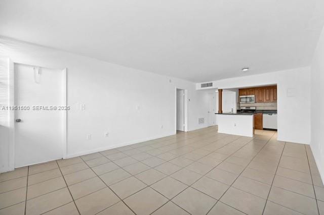 2175 NE 170th Street 206 — photo 3