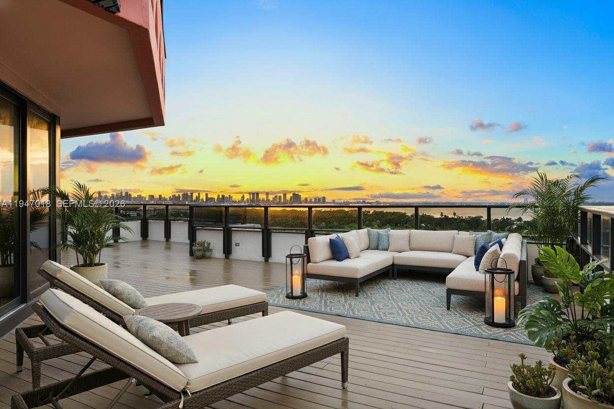5225 Collins Avenue PH8, Miami Beach, FL 33140, Miami Beach