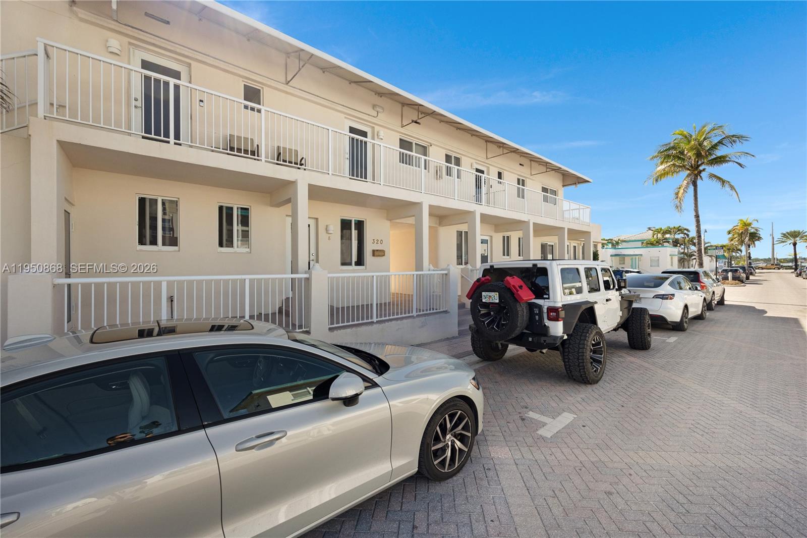 320 New York Street, Hollywood, FL 33019 photo 16