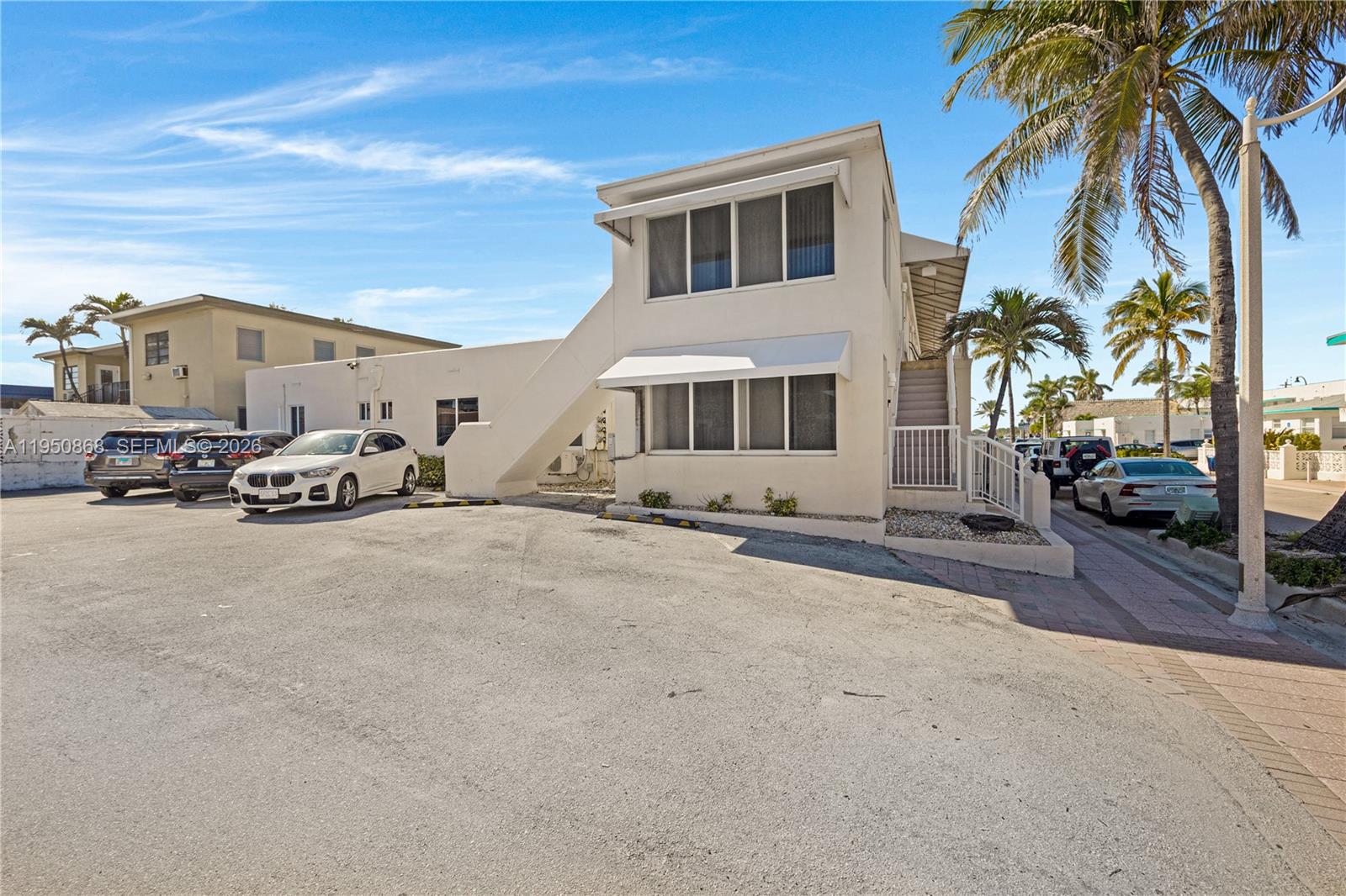 320 New York Street, Hollywood, FL 33019 photo 22