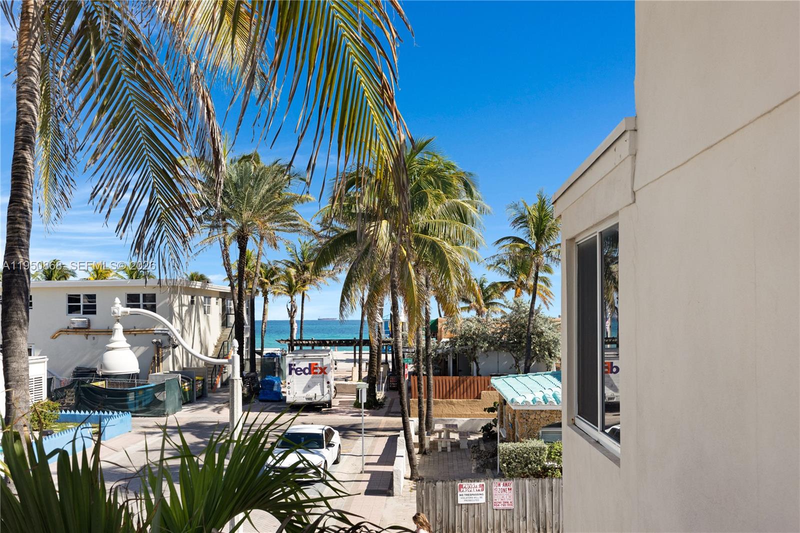 320 New York Street, Hollywood, FL 33019 photo 28