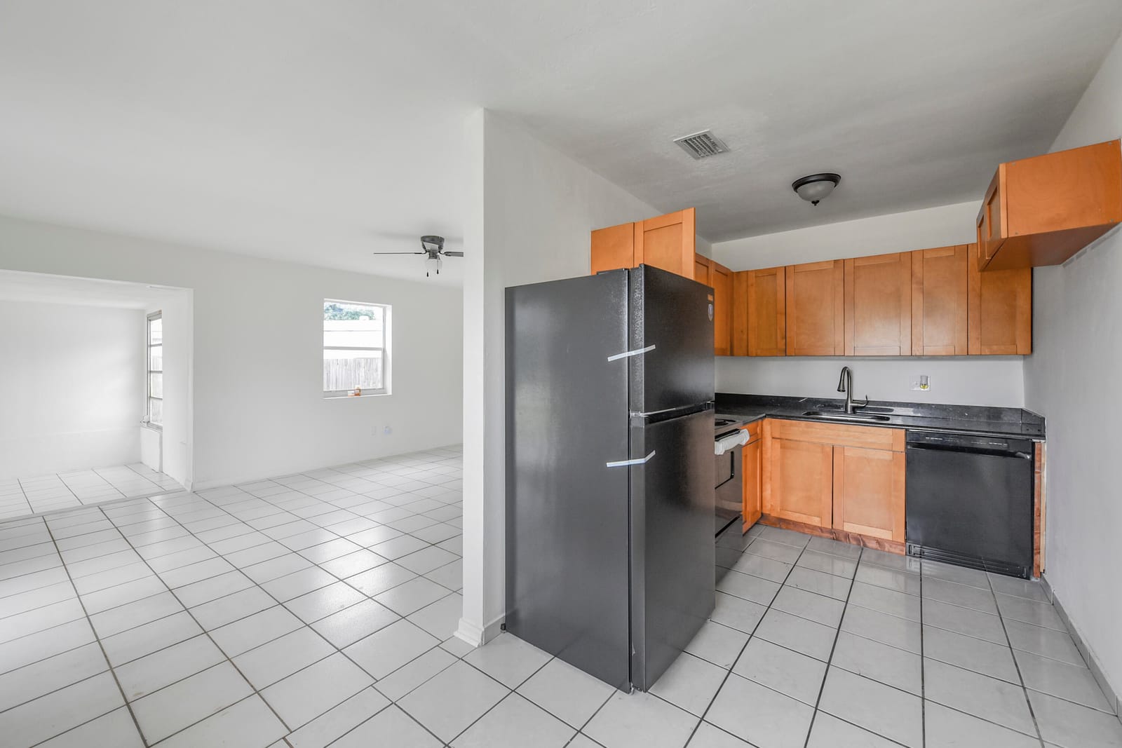 1560 NE 43rd Street, Pompano Beach, FL 33064 photo 11