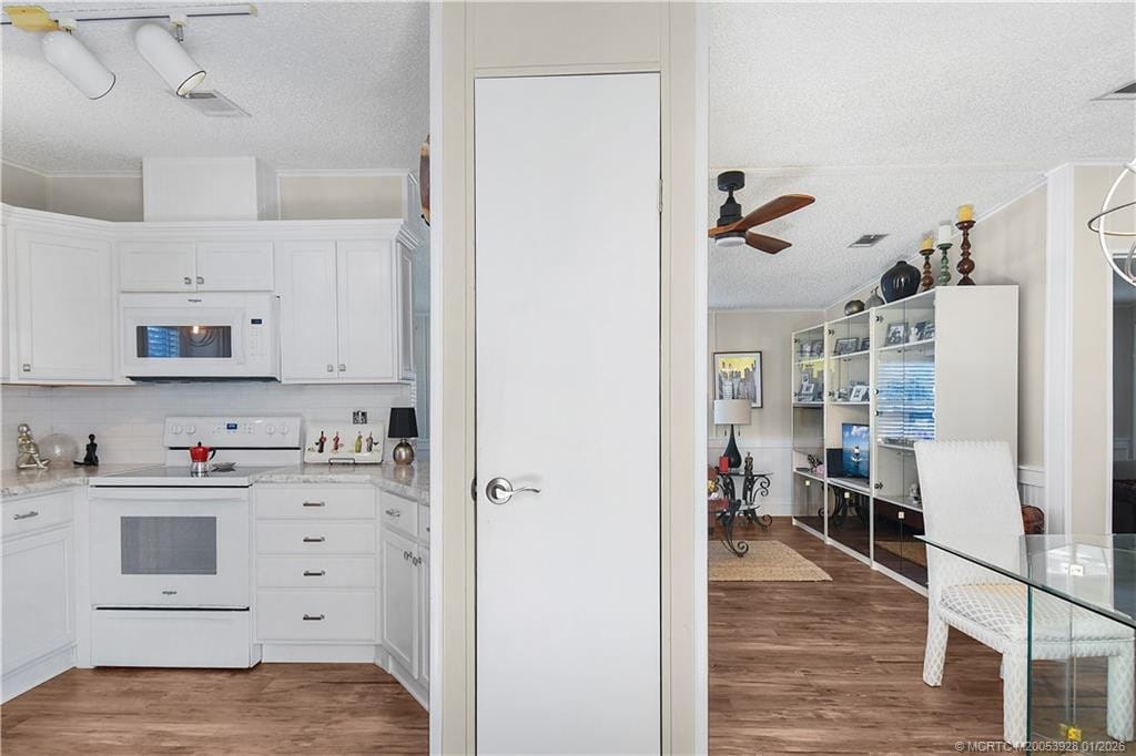 551 Barb Ann Lane, Port St. Lucie, FL 34952 photo 12