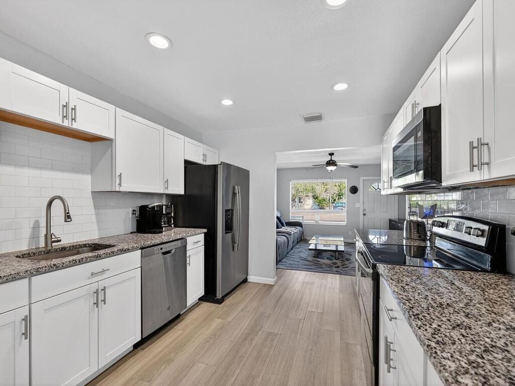 1632 NE 33rd Street — photo 11