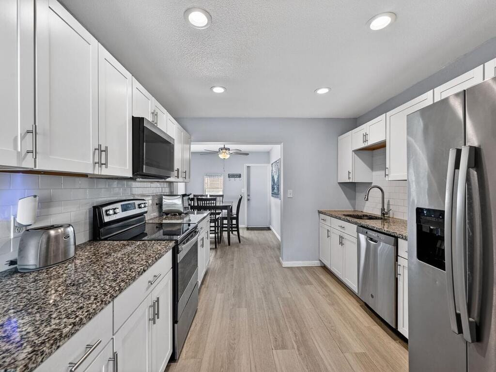 1632 NE 33rd Street — photo 9