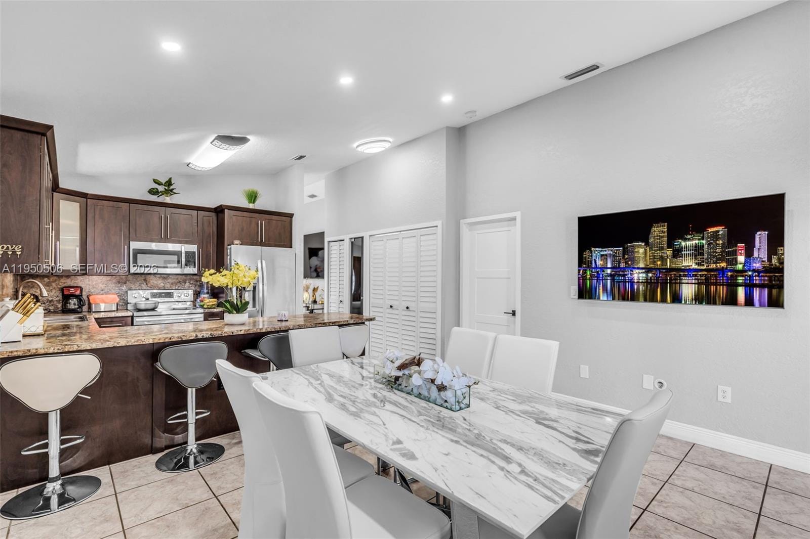 7579 W 31st Avenue, Hialeah, FL 33018 photo 10