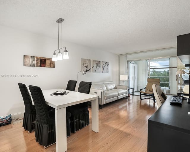 9370 Sunrise Lakes Boulevard 308, sold in Sunrise Lakes 115 Condo, Sunrise, FL