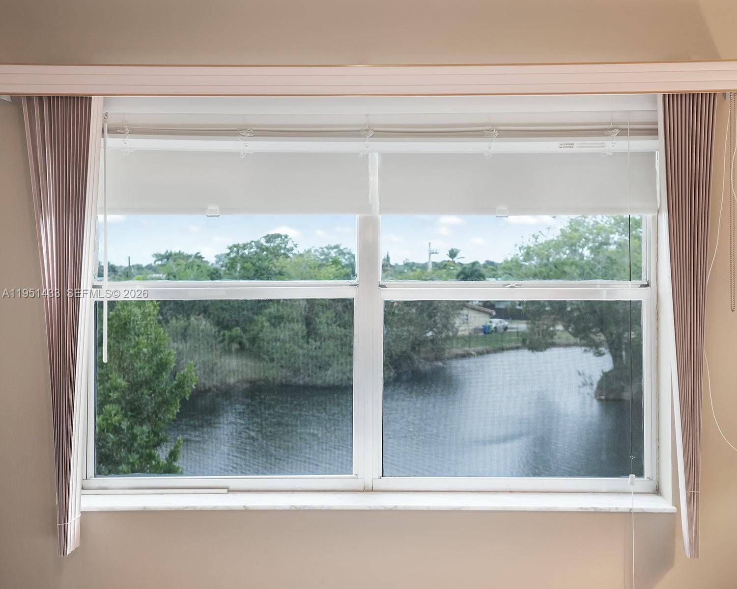 9370 Sunrise Lakes Boulevard 308, Sunrise, FL 33322 photo 18
