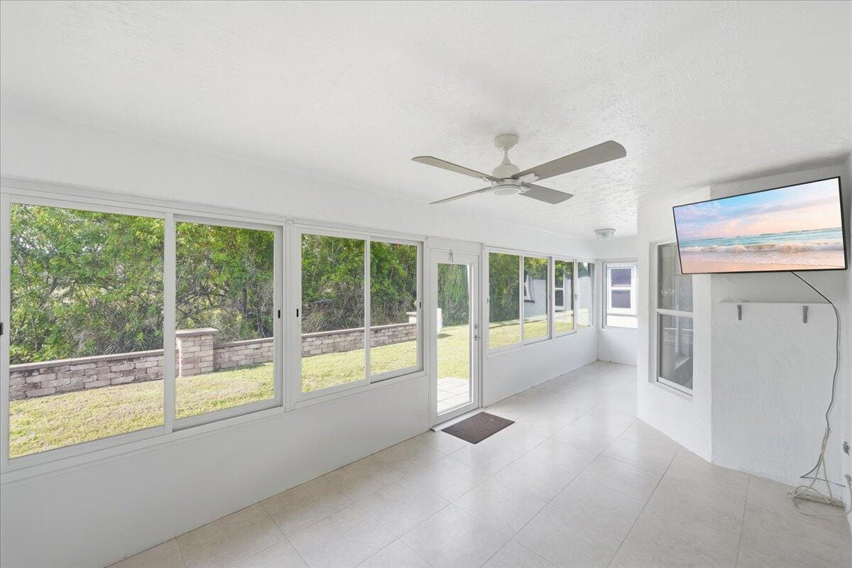 6043 Alexandria Circle, Fort Pierce, FL 34982 photo 22