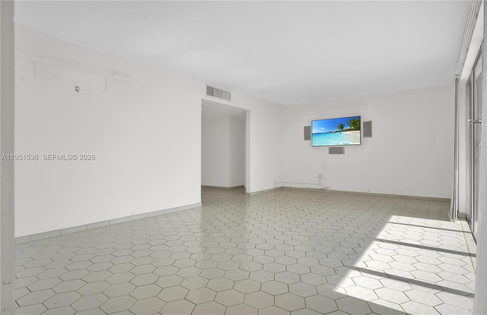 11111 Biscayne Boulevard 21C — photo 6