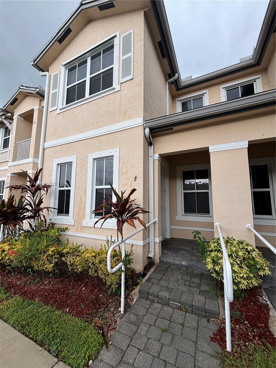 2819 SE 1st Drive 8, Homestead, FL 33033, Homestead