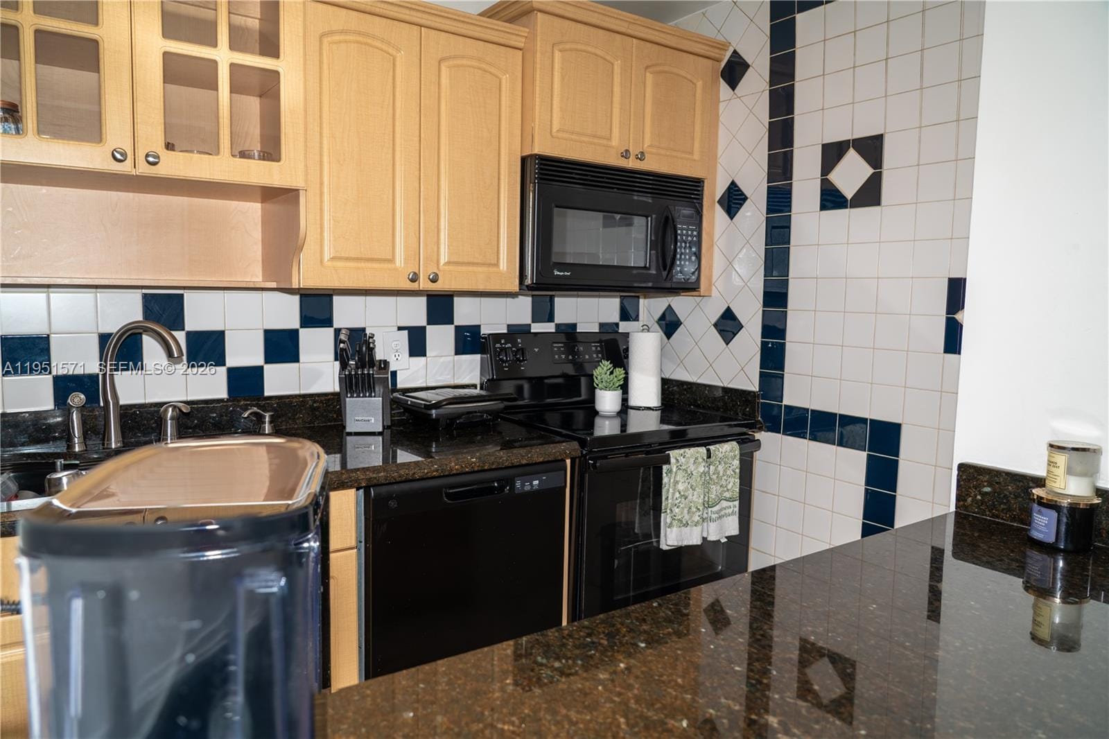 854 NW 87th Avenue 405 — photo 5