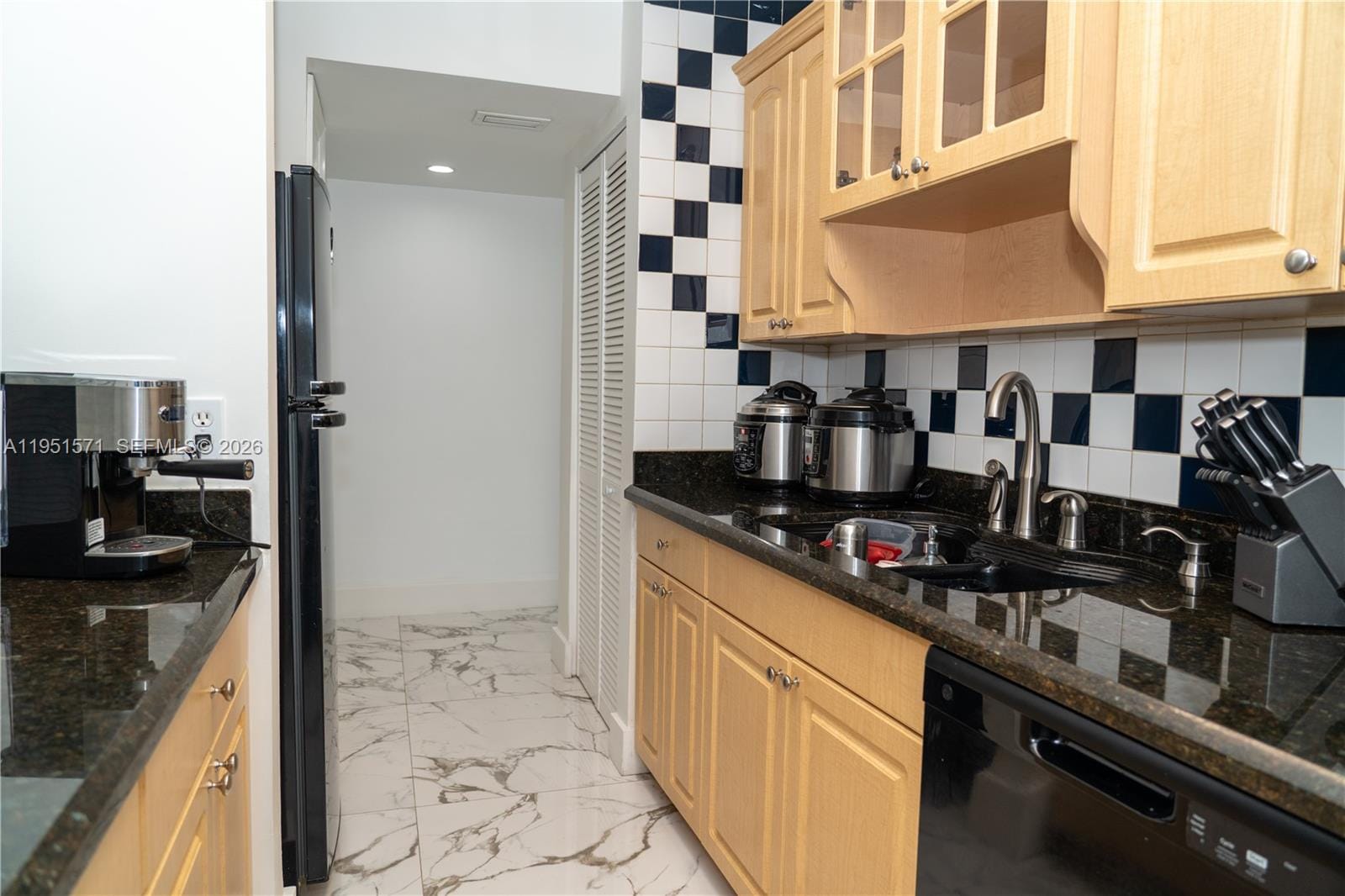854 NW 87th Avenue 405 — photo 8