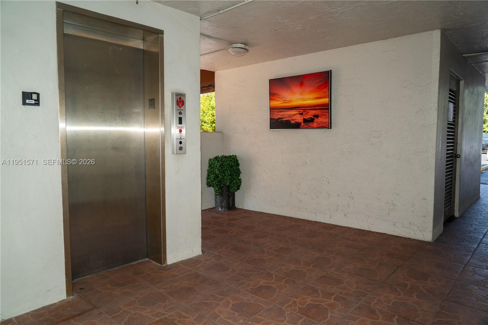854 NW 87th Avenue 405, Miami, FL 33172, Miami