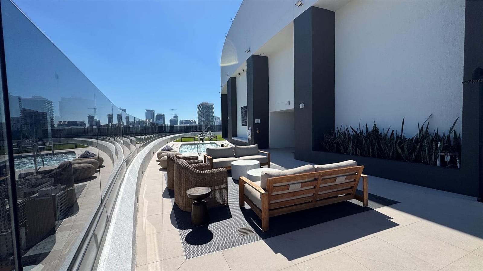 225 N Miami Avenue 3604, Miami, FL 33128 photo 18