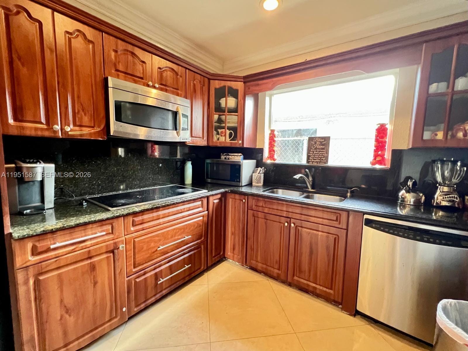 3105 SW 13th Street — photo 2